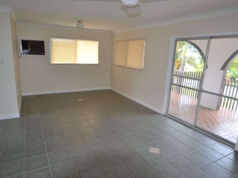 Photo - 72a Poole Street, Bowen QLD 4805 - Image 5