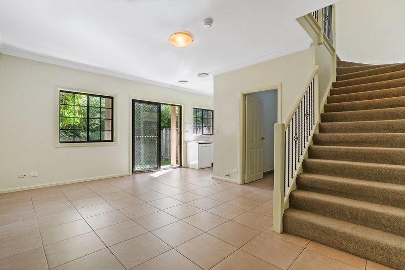 Photo - 7/2C Edward Street, Baulkham Hills NSW 2153 - Image 3