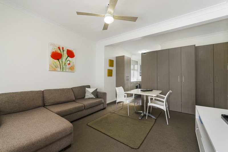 Photo - 7/3-5 Bridge Street, North Haven NSW 2443 - Image 4