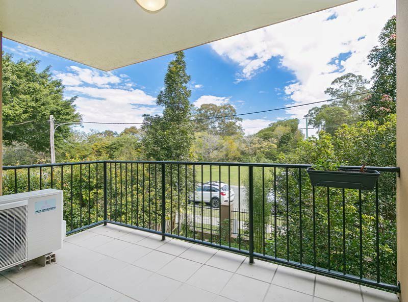 Photo - 7/3-5 Short Street, Caboolture QLD 4510 - Image 2