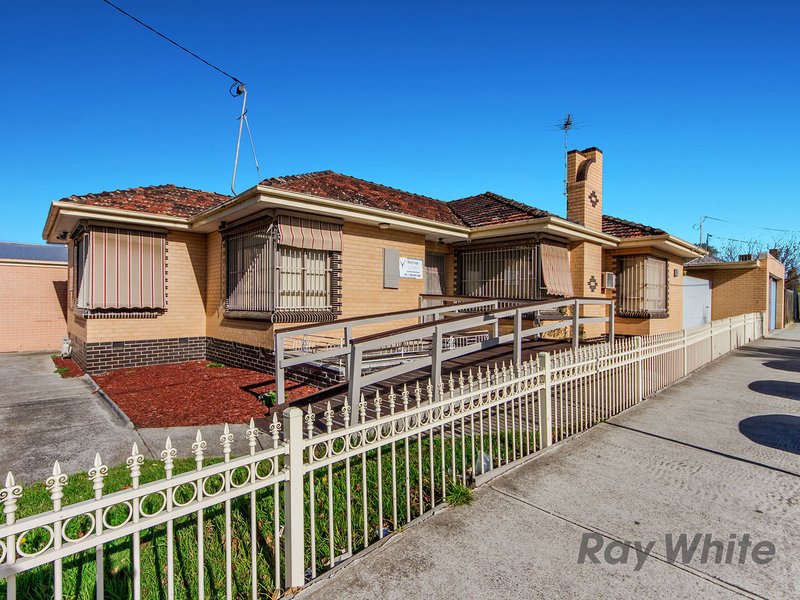 Photo - 73 Alfrieda Street, St Albans VIC 3021 - Image 2