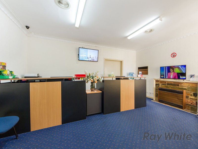 Photo - 73 Alfrieda Street, St Albans VIC 3021 - Image 4