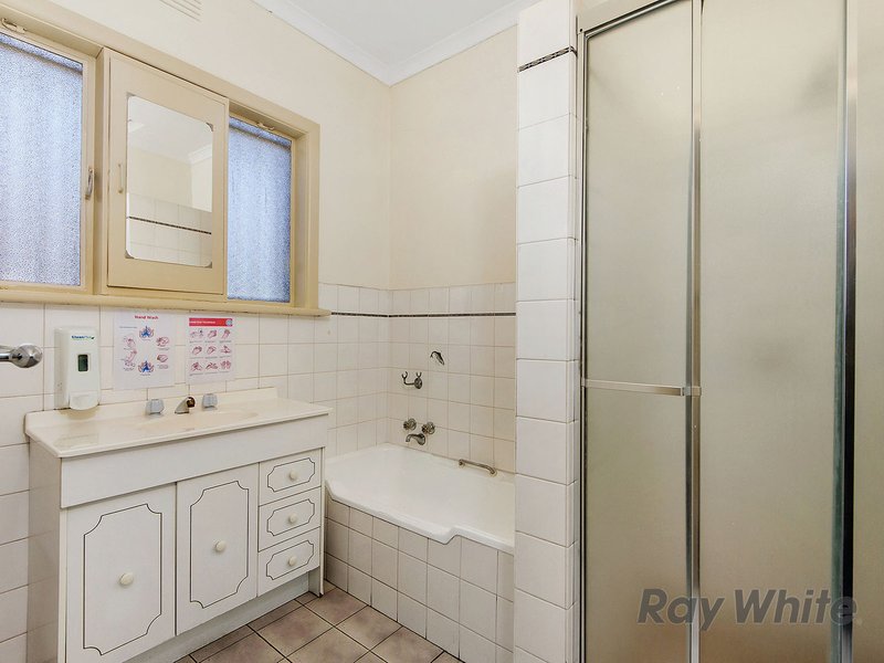 Photo - 73 Alfrieda Street, St Albans VIC 3021 - Image 6