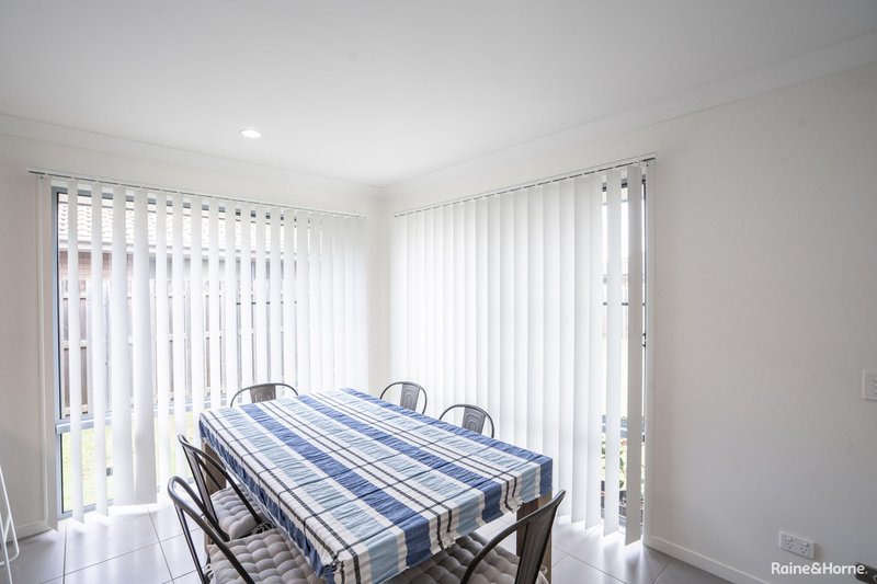 Photo - 73 Augustus Boulevard, Urraween QLD 4655 - Image 5