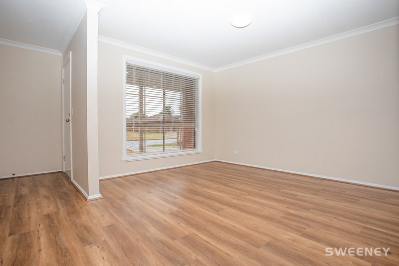 Photo - 73 Balaclava Ave , Altona Meadows VIC 3028 - Image 5