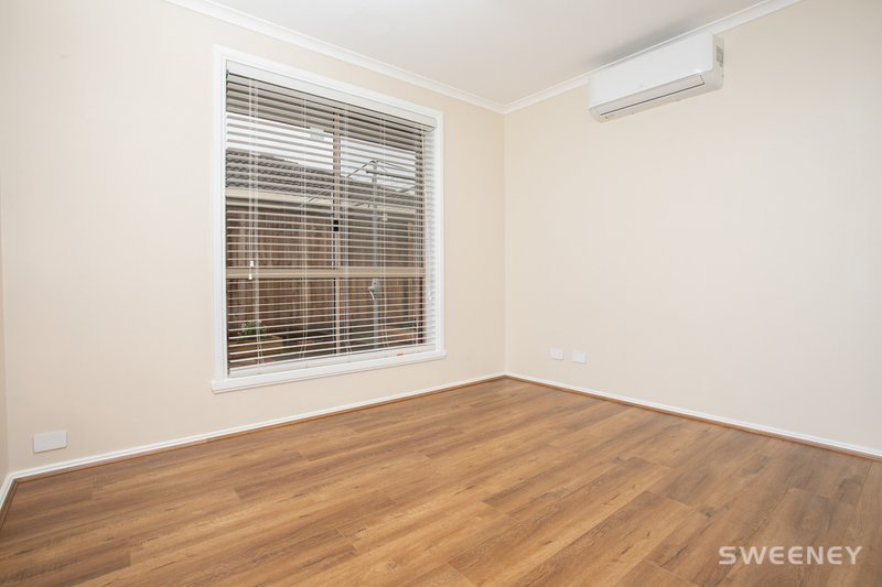 Photo - 73 Balaclava Ave , Altona Meadows VIC 3028 - Image 10