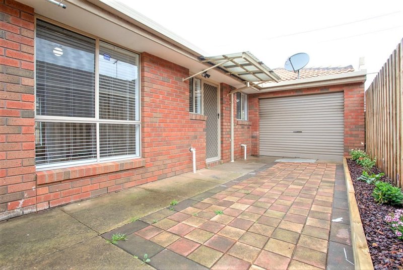 Photo - 73 Balaclava Ave , Altona Meadows VIC 3028 - Image 14