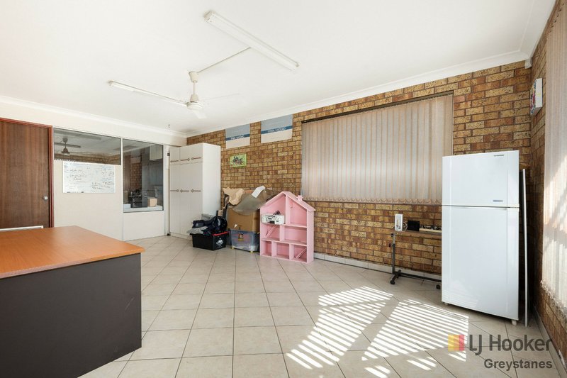 Photo - 73 Beechwood Avenue, Greystanes NSW 2145 - Image 6