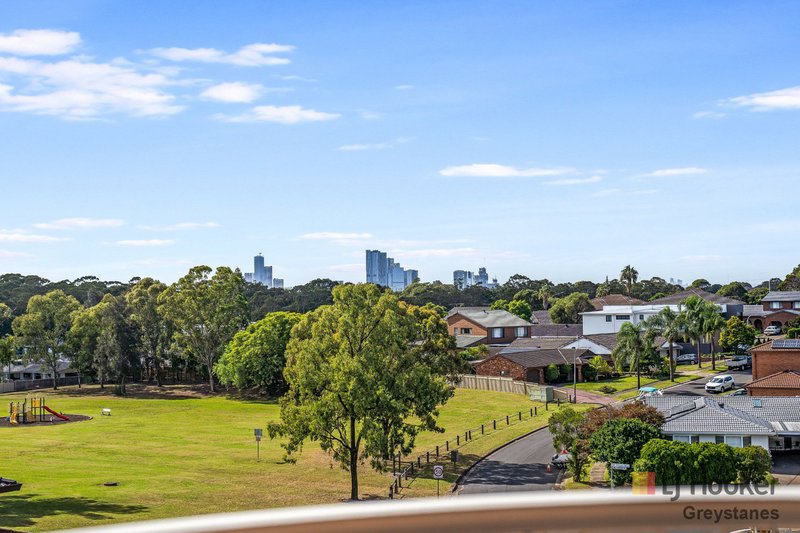 Photo - 73 Beechwood Avenue, Greystanes NSW 2145 - Image 17