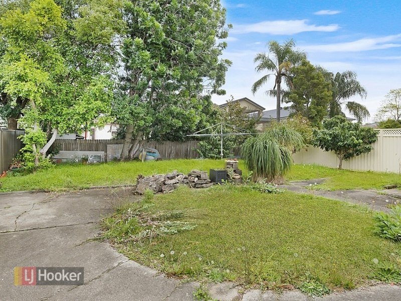 Photo - 73 Boronia Street, South Wentworthville NSW 2145 - Image 6