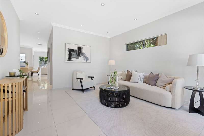 Photo - 73 Broadarrow Road, Narwee NSW 2209 - Image 6