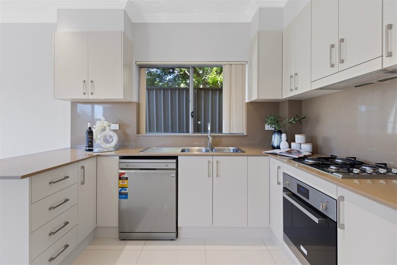 Photo - 73 Broadarrow Road, Narwee NSW 2209 - Image 11