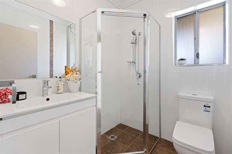 Photo - 73 Broadarrow Road, Narwee NSW 2209 - Image 21