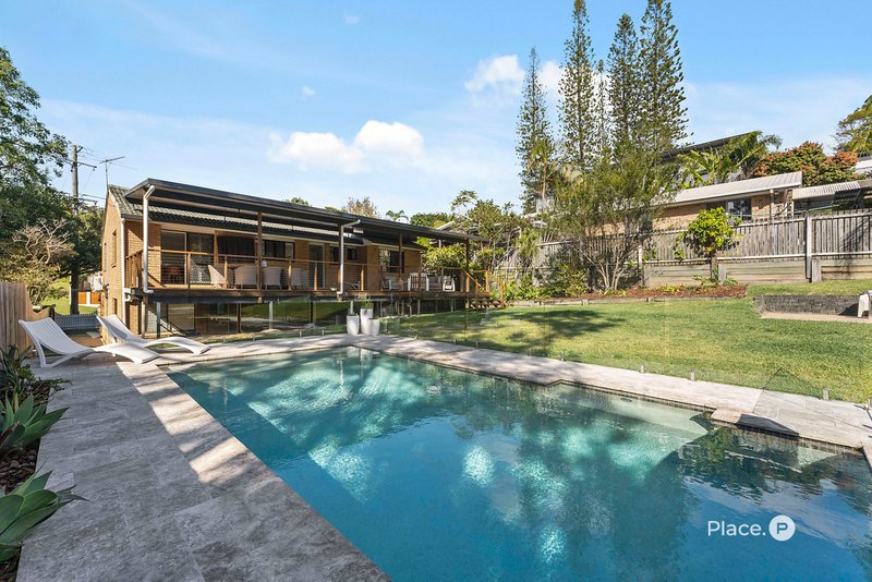 Photo - 73 Brodie Street, Holland Park West QLD 4121 - Image 1