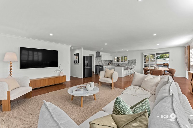 Photo - 73 Brodie Street, Holland Park West QLD 4121 - Image 8