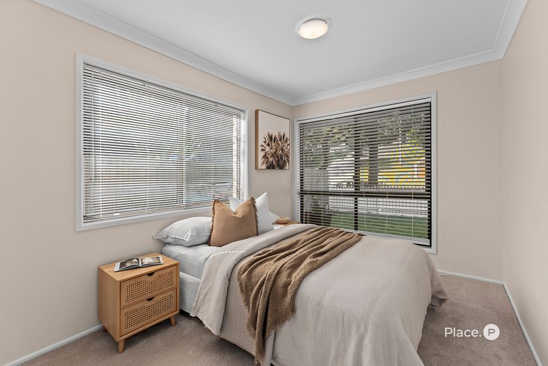 Photo - 73 Brodie Street, Holland Park West QLD 4121 - Image 24
