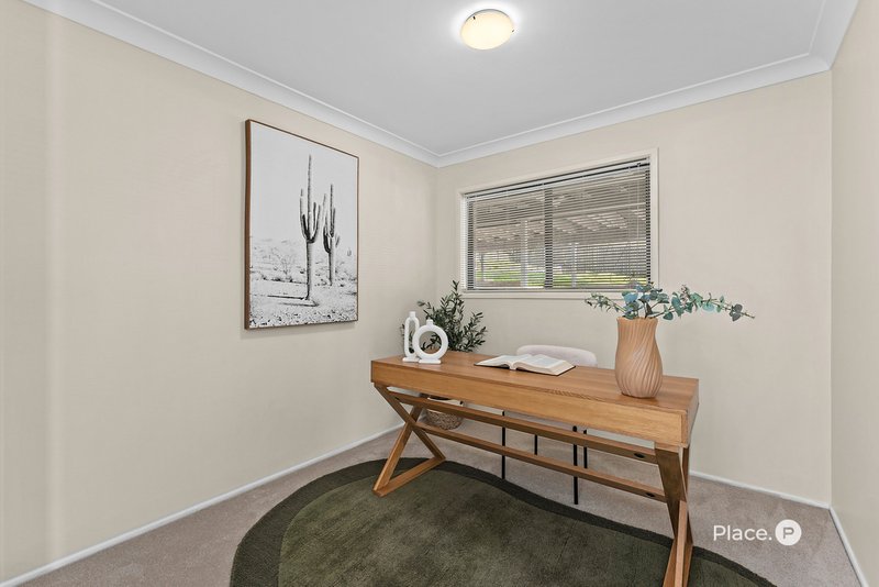 Photo - 73 Brodie Street, Holland Park West QLD 4121 - Image 27