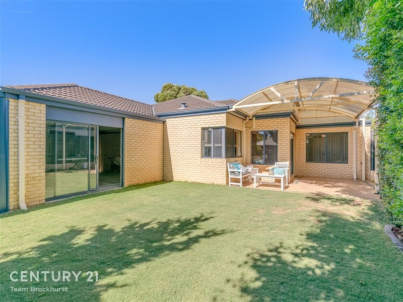 Photo - 73 Butler Street, Willagee WA 6156 - Image 4