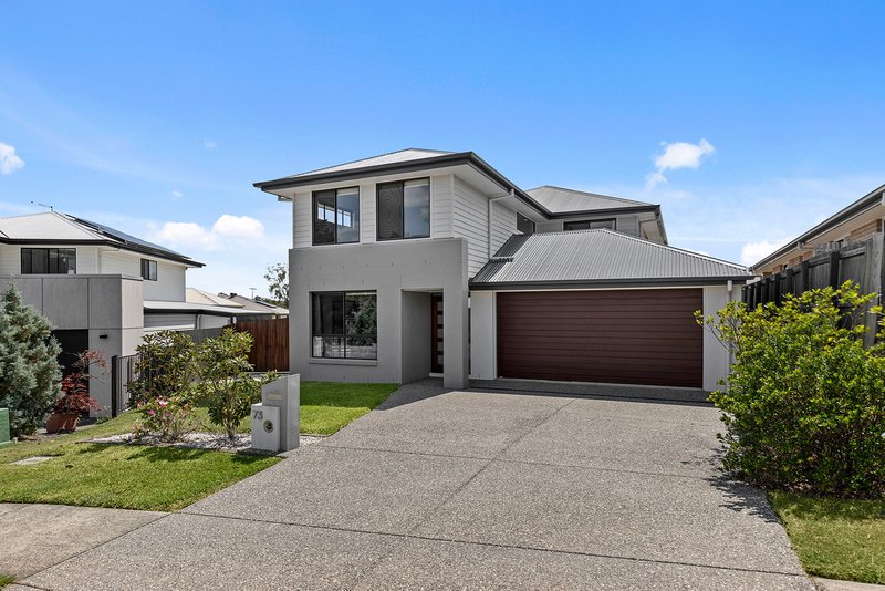 Photo - 73 Canopus Street, Bridgeman Downs QLD 4035 - Image 2