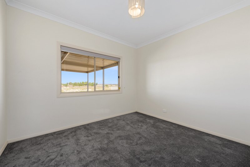 Photo - 73 Captain Hutchinson Drive, Point Turton SA 5575 - Image 17