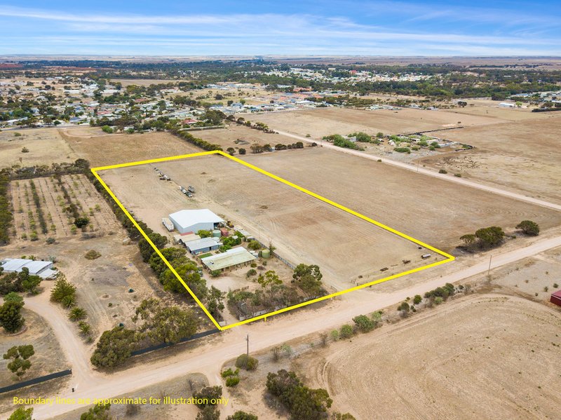 Photo - 73 Chapman Road, Moonta SA 5558 - Image 6