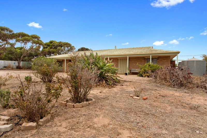 Photo - 73 Chapman Road, Moonta SA 5558 - Image 7