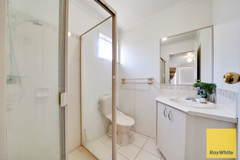 Photo - 73 Cleveland Drive, Hoppers Crossing VIC 3029 - Image 4