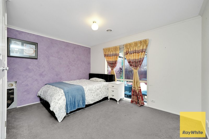 Photo - 73 Cleveland Drive, Hoppers Crossing VIC 3029 - Image 5