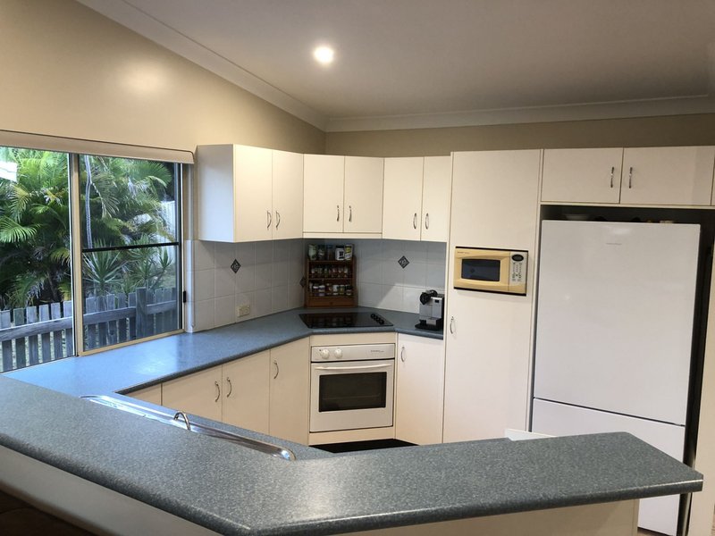 Photo - 73 Colonial Drive, Clairview QLD 4741 - Image 2