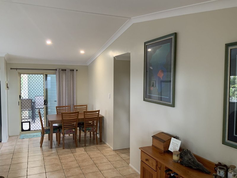 Photo - 73 Colonial Drive, Clairview QLD 4741 - Image 4