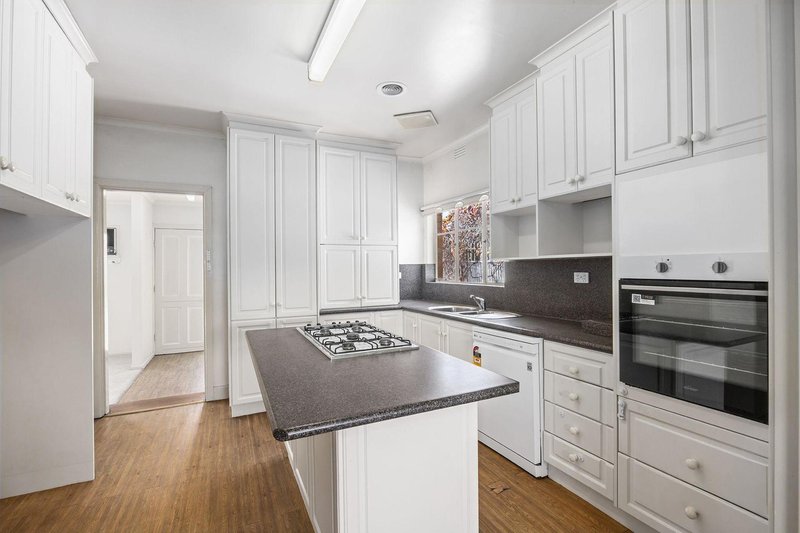 Photo - 73 Condon Street, Kennington VIC 3550 - Image 4