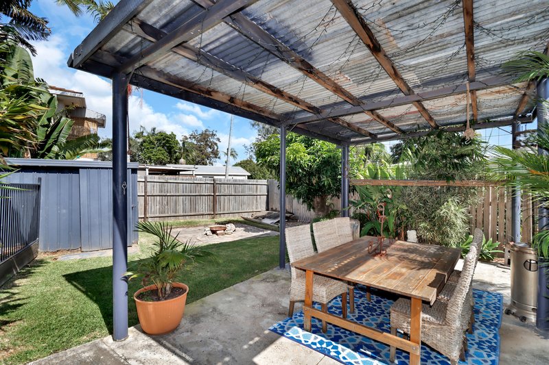 Photo - 73 Corfield Street, Point Vernon QLD 4655 - Image 20