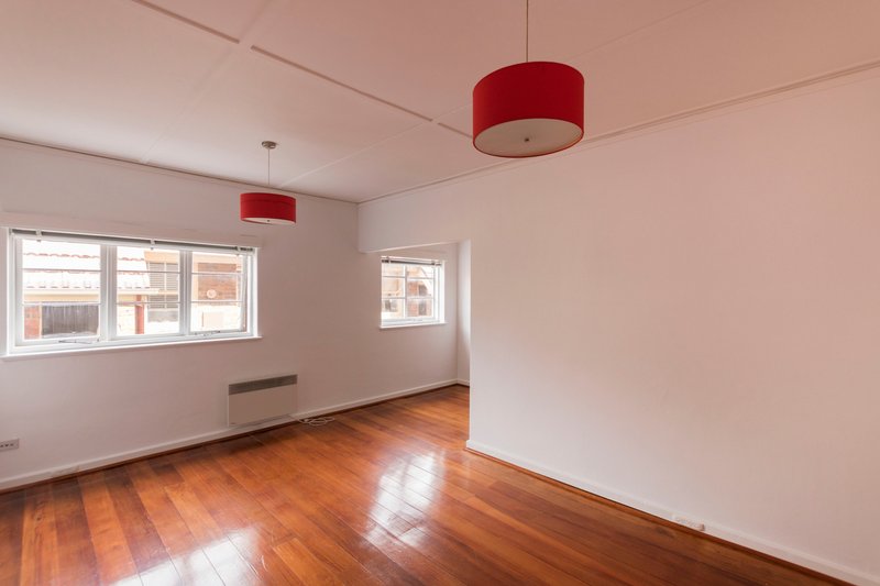 Photo - 7/3 Cowderoy Street, St Kilda West VIC 3182 - Image 4