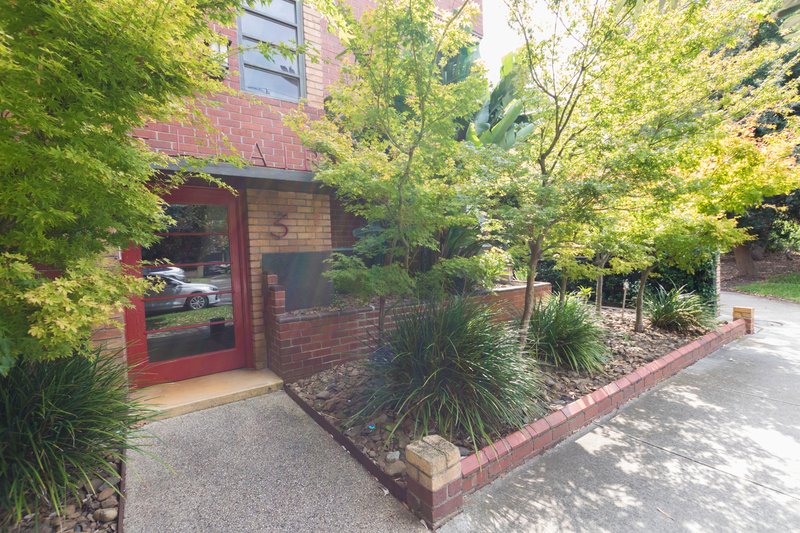 Photo - 7/3 Cowderoy Street, St Kilda West VIC 3182 - Image 8