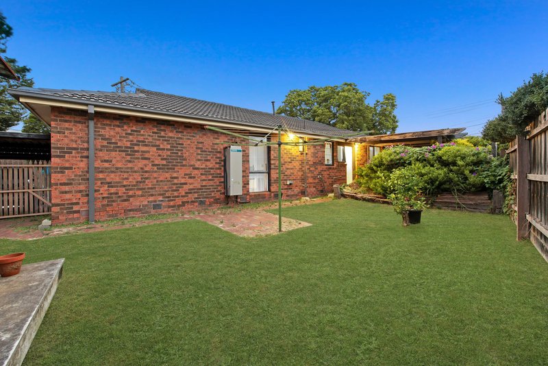 Photo - 73 Darren Road, Keysborough VIC 3173 - Image 10