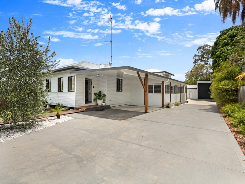 Photo - 73 Dayman Street, Urangan QLD 4655 - Image 5