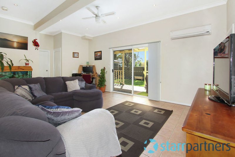 Photo - 73 Dennistoun Avenue, Guildford NSW 2161 - Image 4