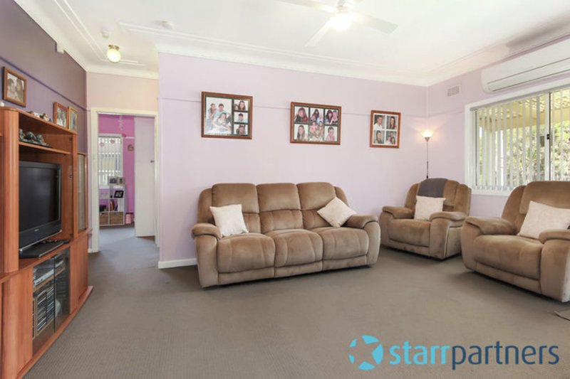 Photo - 73 Dennistoun Avenue, Guildford NSW 2161 - Image 5