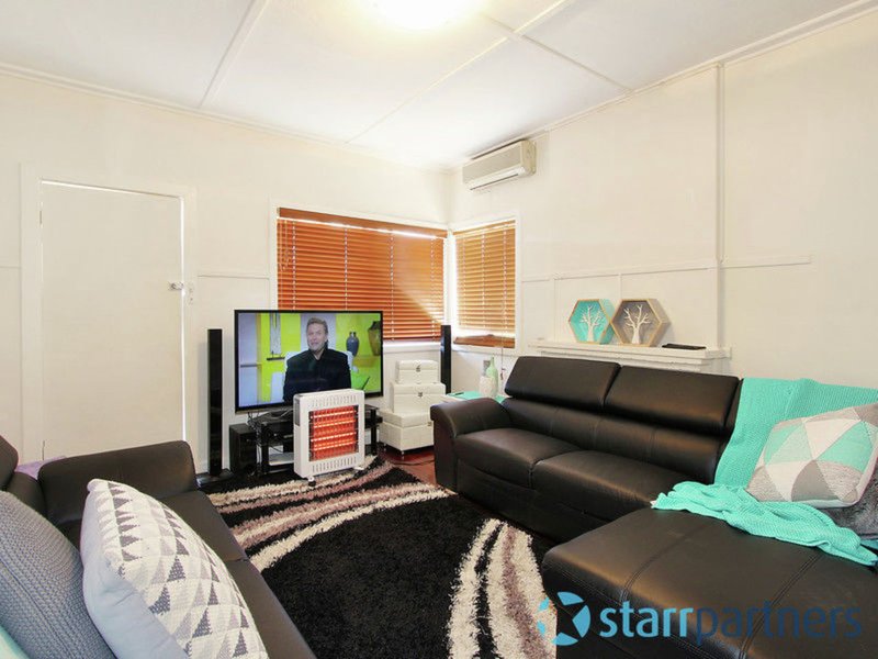 Photo - 73 Desmond St , Merrylands NSW 2160 - Image 2