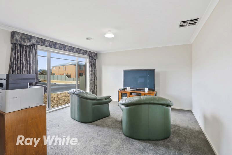 Photo - 73 Eastlakes Boulevard, Lara VIC 3212 - Image 4