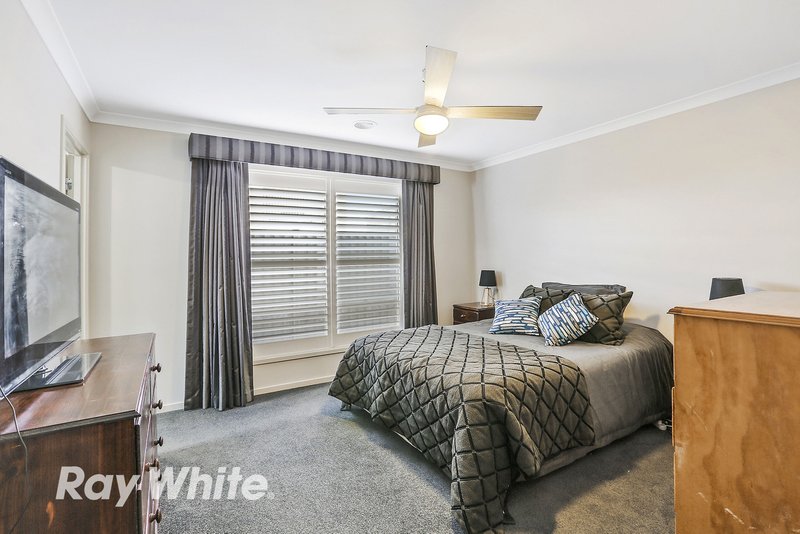 Photo - 73 Eastlakes Boulevard, Lara VIC 3212 - Image 5