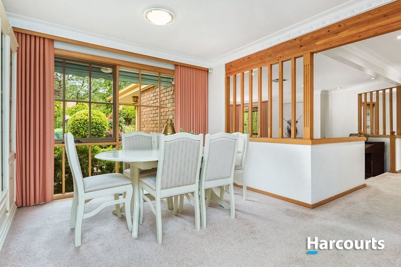 Photo - 73 Edrington Park Drive, Berwick VIC 3806 - Image 5