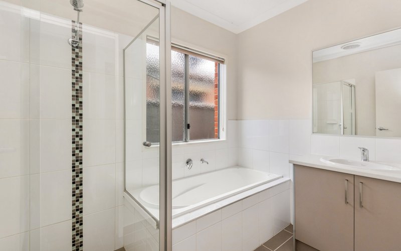 Photo - 73 Evergreen Boulevard, Jackass Flat VIC 3556 - Image 7