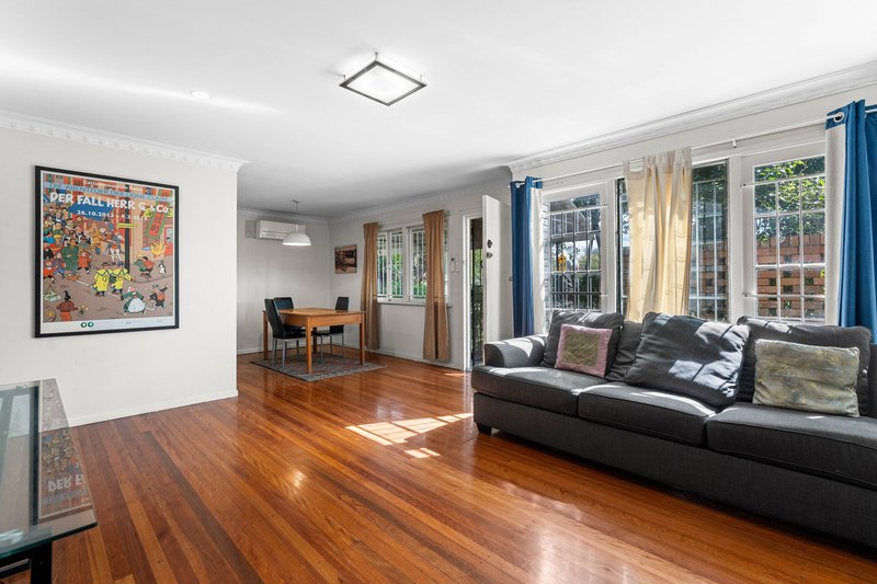 Photo - 73 Fifth Avenue, Balmoral QLD 4171 - Image 2