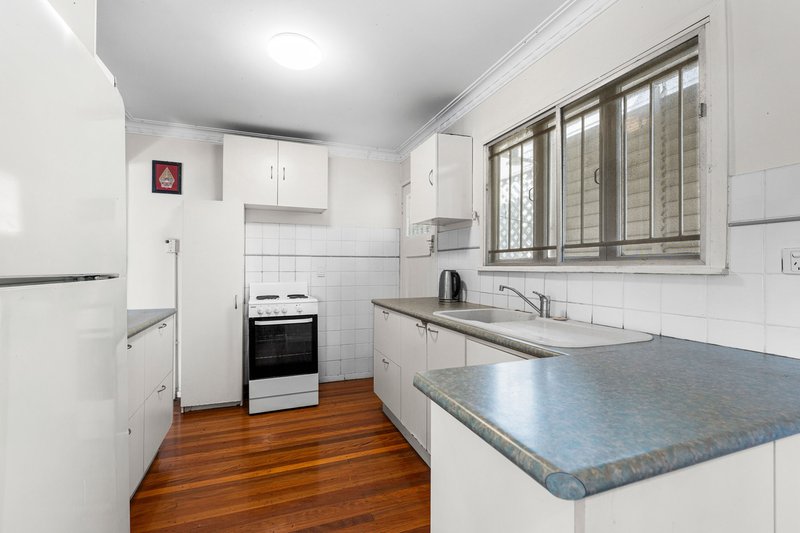 Photo - 73 Fifth Avenue, Balmoral QLD 4171 - Image 4