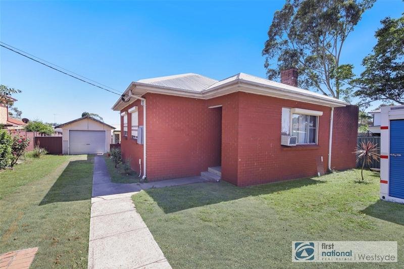 Photo - 73 Gilba Road, Girraween NSW 2145 - Image