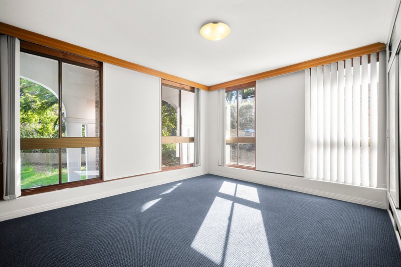 Photo - 73 Glen Road, Oatley NSW 2223 - Image 4