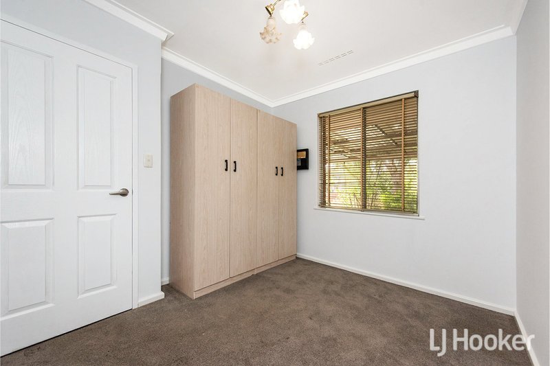 Photo - 73 Glyndebourne Avenue, Thornlie WA 6108 - Image 10