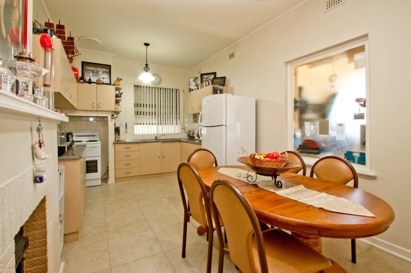 Photo - 73 Gordon Street, Albert Park SA 5014 - Image 3