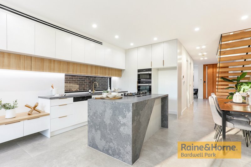 Photo - 73 Grove Street, Earlwood NSW 2206 - Image 2